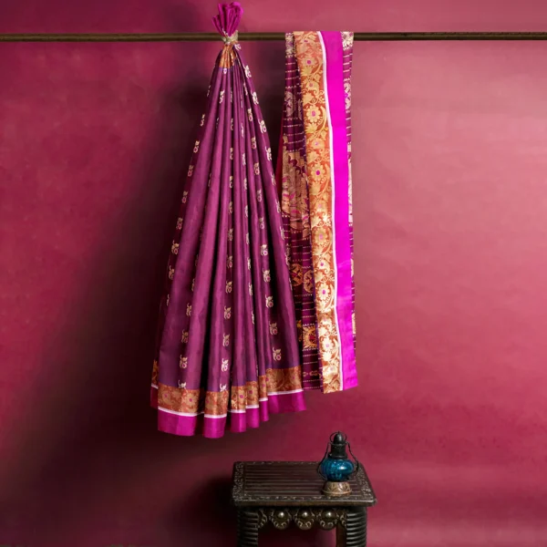 Deep Pink With Blue Hue Silk Sarnachari Saree - Image 4