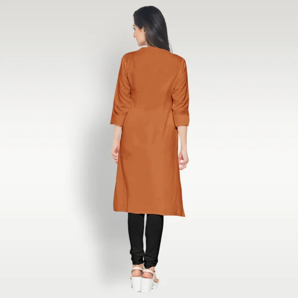 Salmon Colour Gachi Tussar Women's Kurta - Image 2