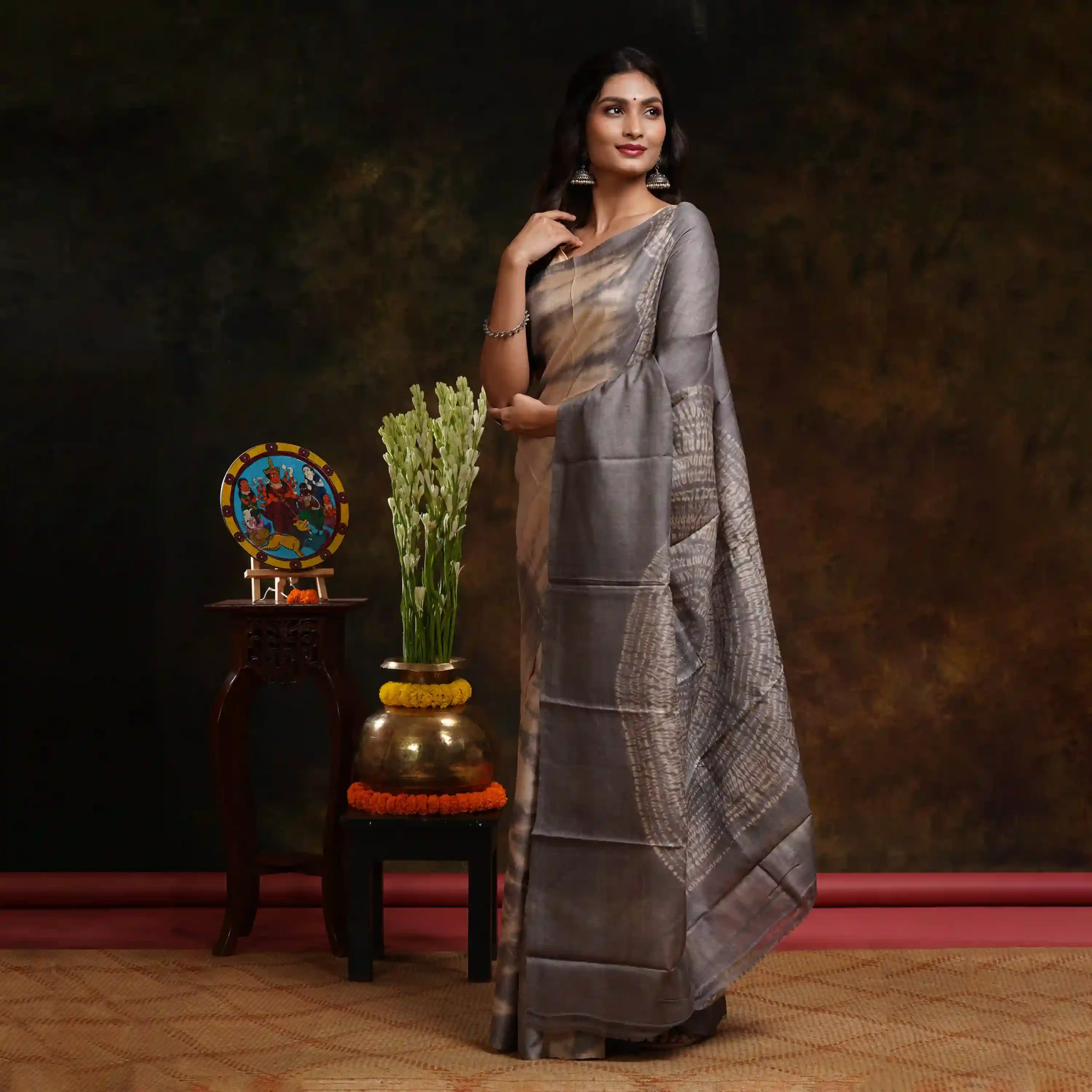 Gachi Tussar Shibori Printed Saree - Image 2