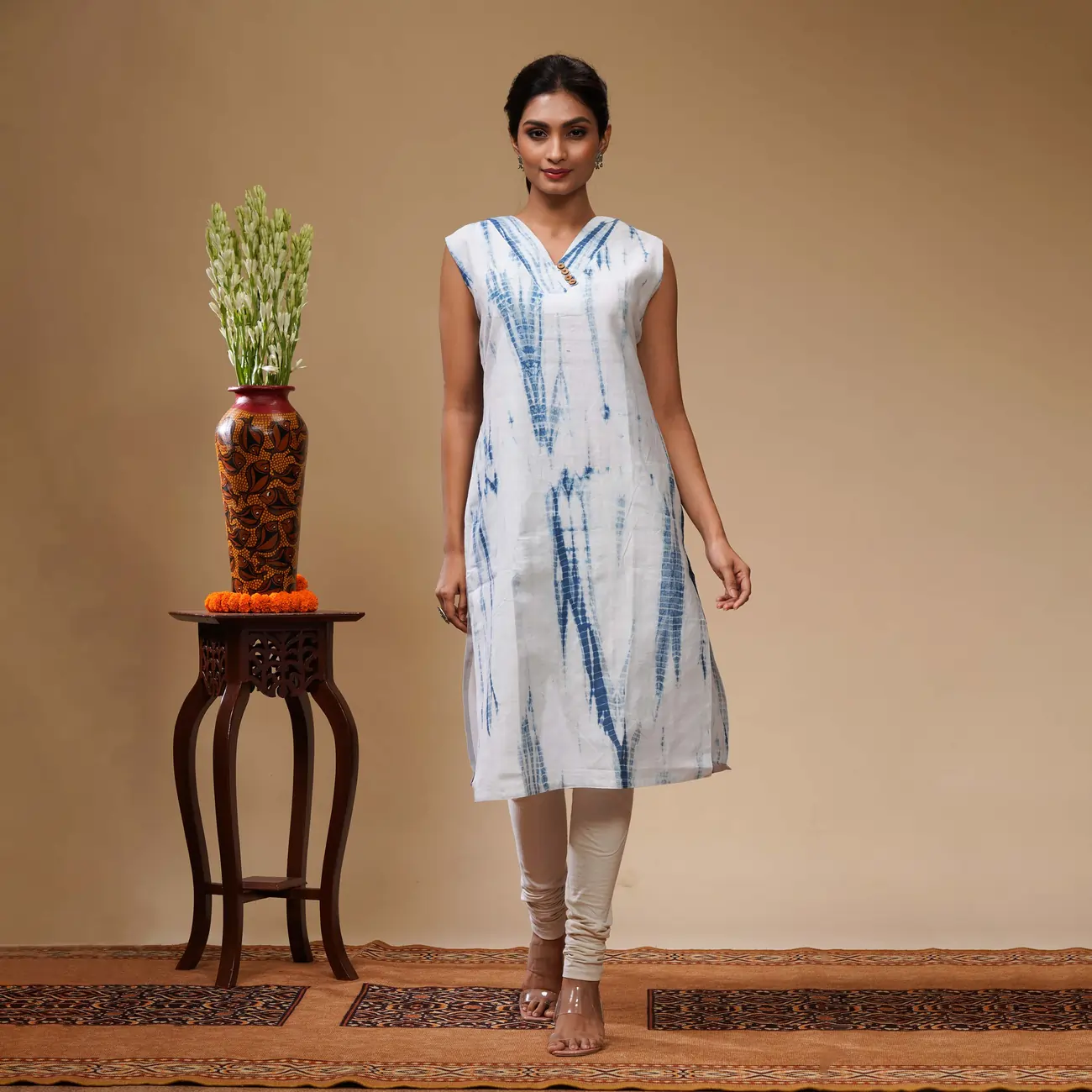 White With Blue Shibori Print Cotton Women's Kurta - Image 2