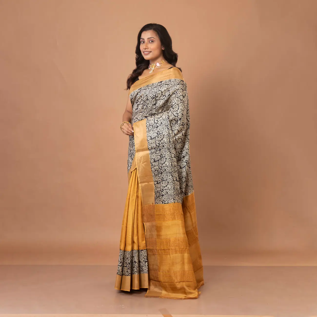 Charcoal & Natural Floral Block-Printed With Mustard Zari Tussar Saree - Image 2