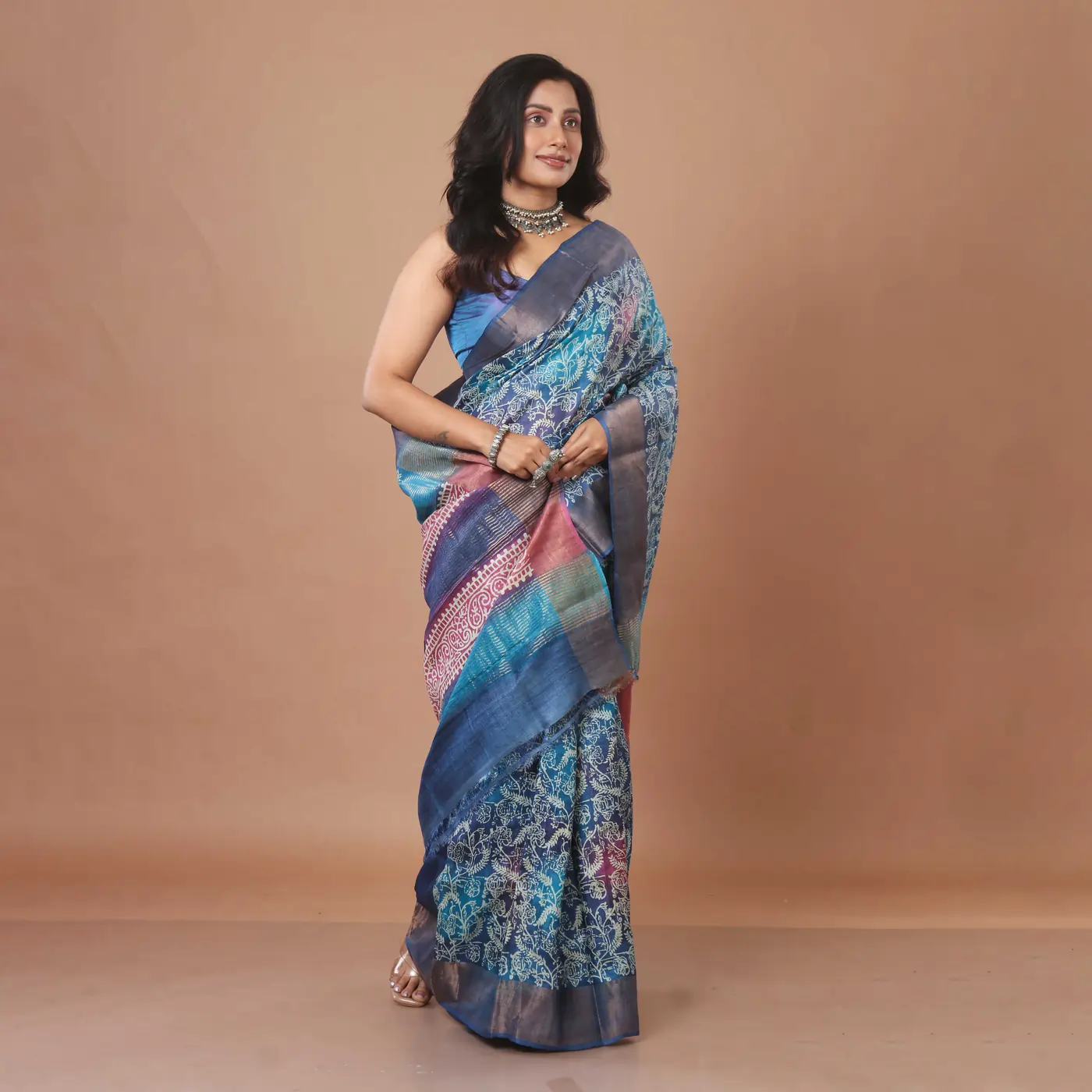 Blue Block Printed Tussar Silk Saree with Zari Border and Contrast Pallu - Image 3