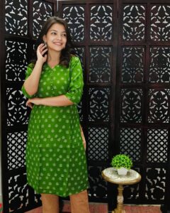 Handwoven Silk Kurtas - Leaf Green
