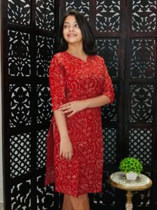 Handwoven Silk Kurtas – Maroon